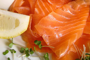 Compra Salmón ahumado selecto precortado al mejor precio.